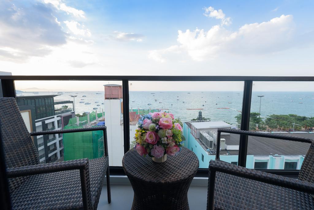 Deep Blue Z10 Hotel Pattaya Ngoại thất bức ảnh